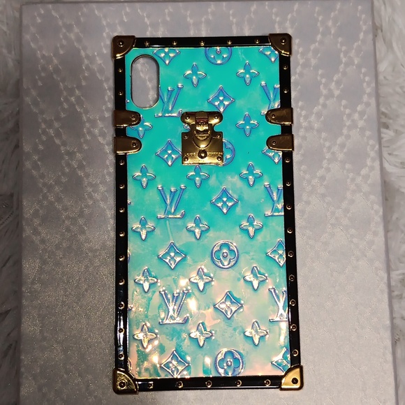 LV Cell Phone Case - Picture 3 of 9